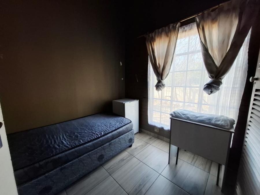 16 Bedroom Property for Sale in Universitas Free State